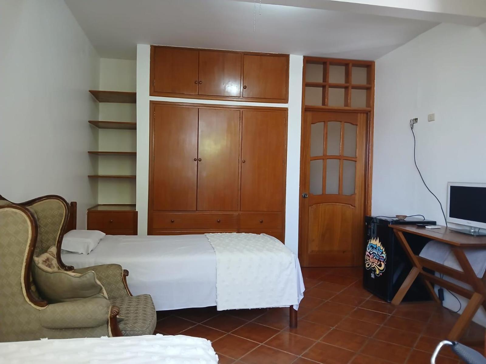 Alojamiento Familiar Custodia Tarapoto Exterior photo